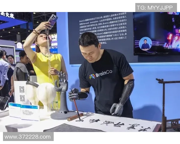 朱旭航：在科技创新与人文关怀交汇处的探索与实践之路